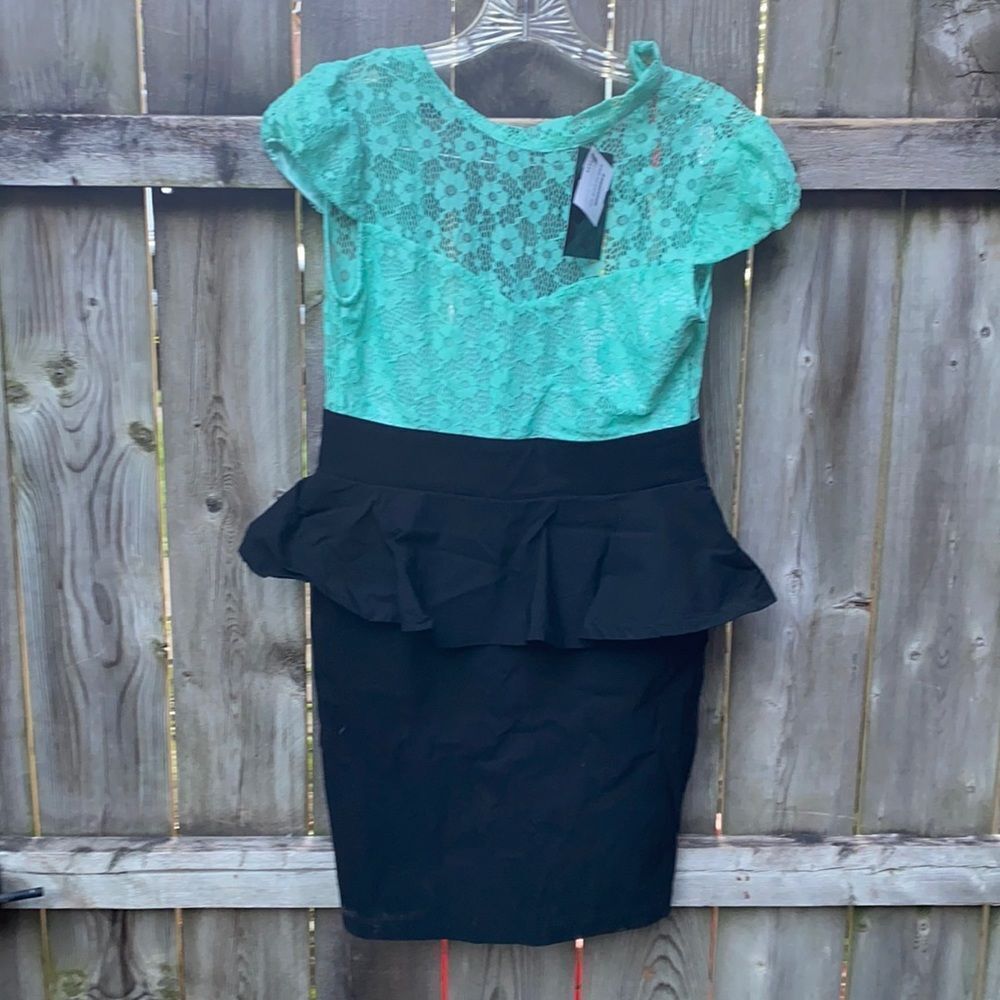Love Peplum dress sz. M NWT